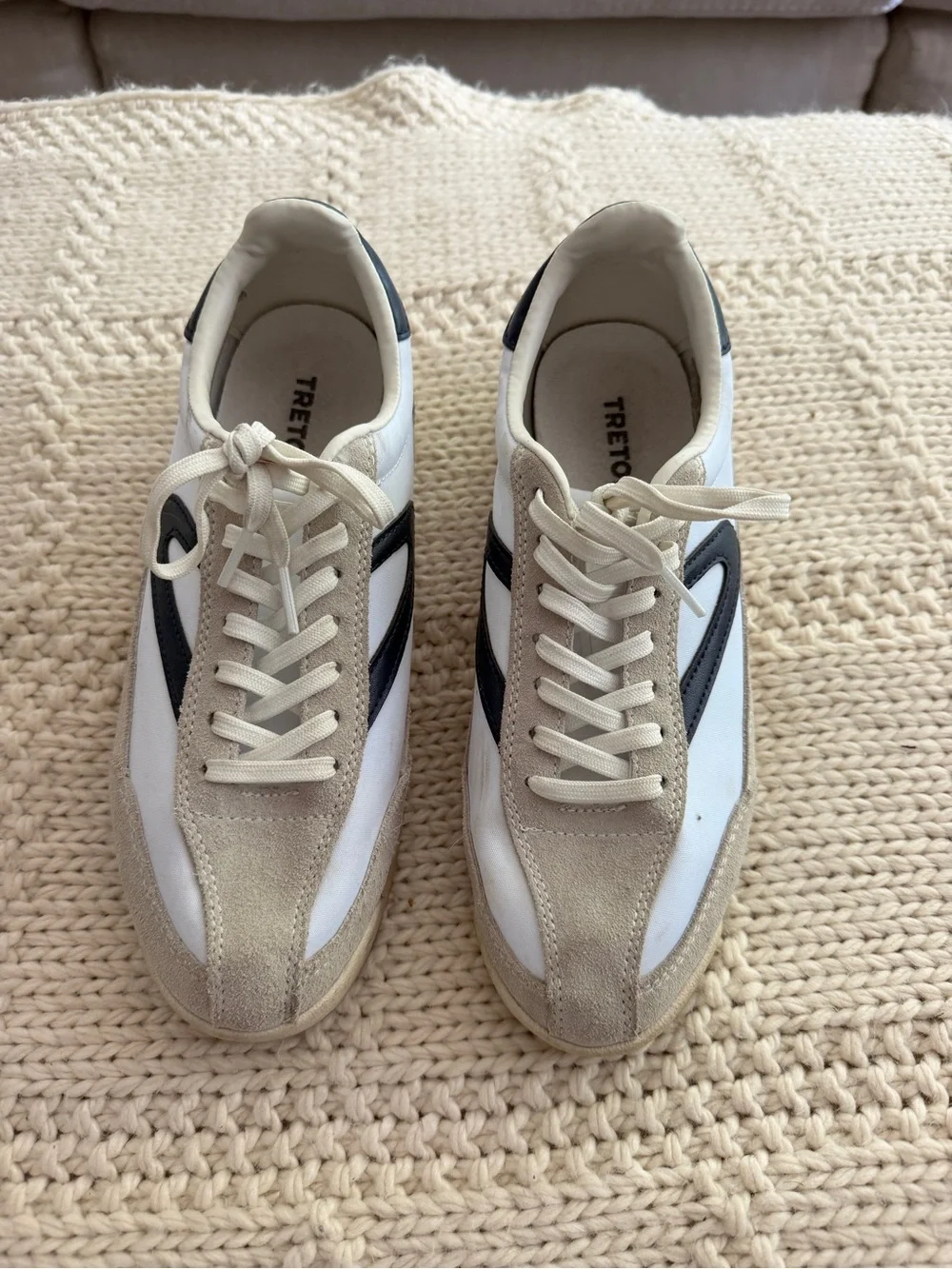 Tretorn White and Navy Retro Low-Top Sneakers - Picture 2 of 3